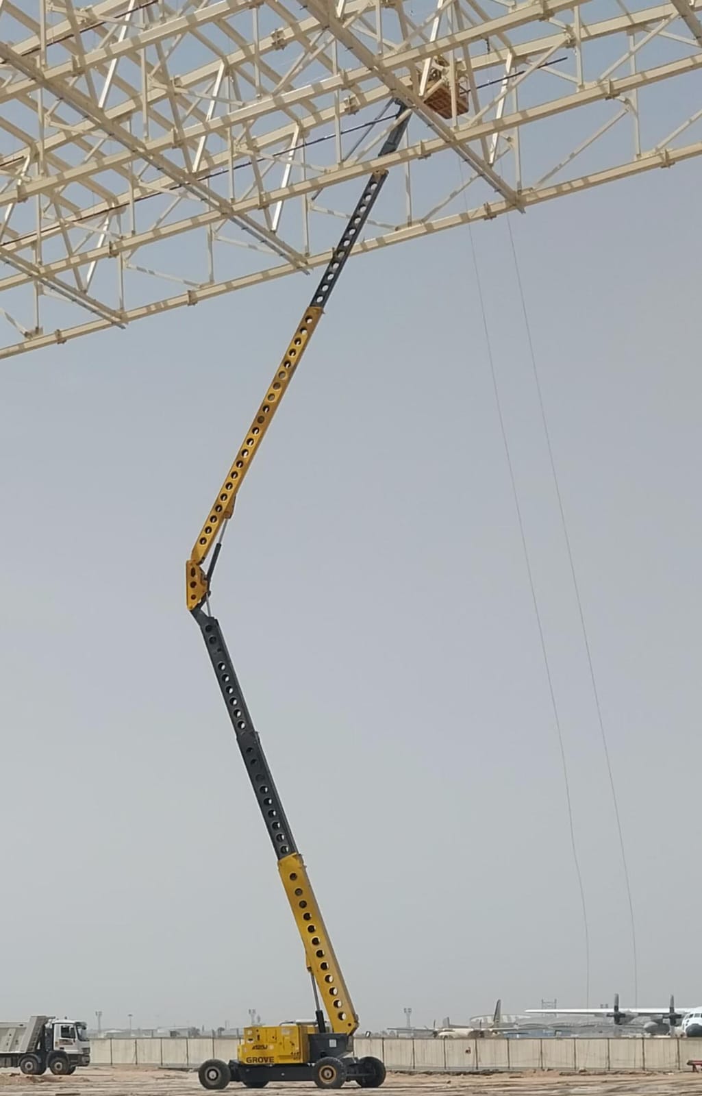 مان لفت 42 متر